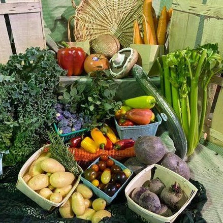 Fresh Produce Box - Small (2-3 people) – Holland Marsh Food Market