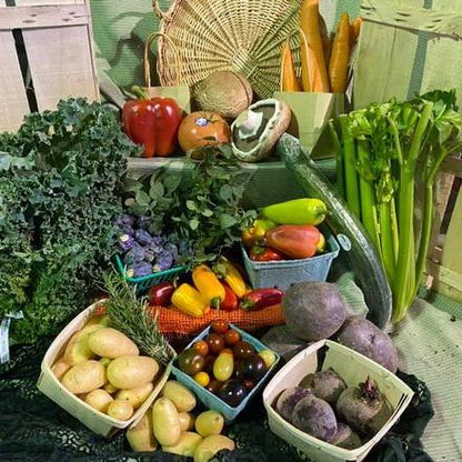 Fresh Produce Box - Small (2-3 people) with Eggs – Holland Marsh Food Market